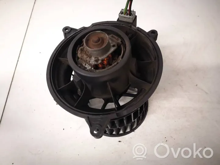 Ford Fiesta Ventola riscaldamento/ventilatore abitacolo 14560046