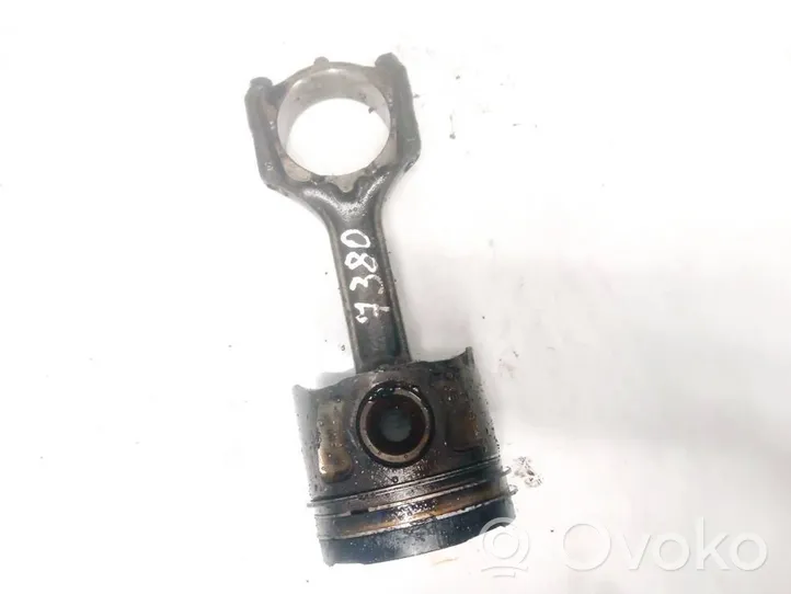 Opel Insignia A Piston with connecting rod 