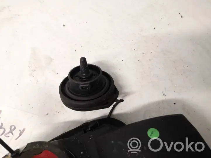 Audi Q7 4L Tappo del serbatoio del carburante 