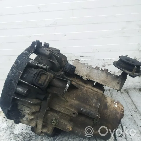 Renault Clio I Manual 5 speed gearbox jb1046