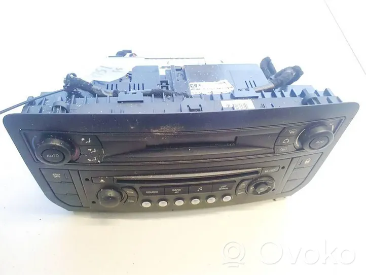 Citroen C5 Radija/ CD/DVD grotuvas/ navigacija 9666968177