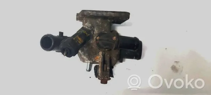 Opel Corsa D Tuyau de liquide de refroidissement moteur 109952