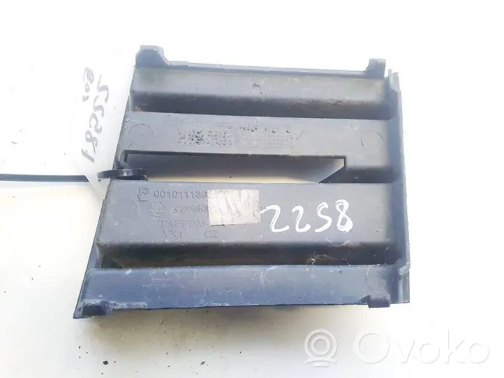 Skoda Octavia Mk2 (1Z) Kratka dolna zderzaka przedniego 1z0853666