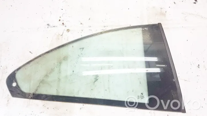 BMW 3 E46 Rear side window/glass 