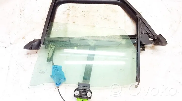 Audi A4 S4 B7 8E 8H Rear door window glass 