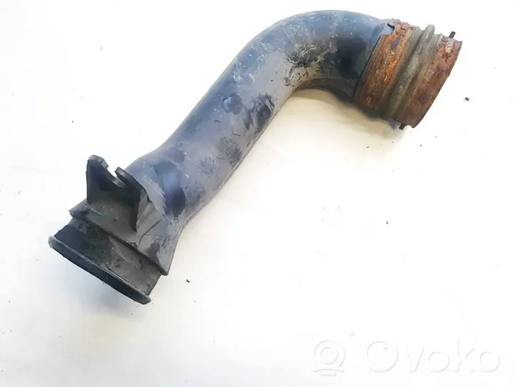 Mazda 323 Tube d'admission d'air y701