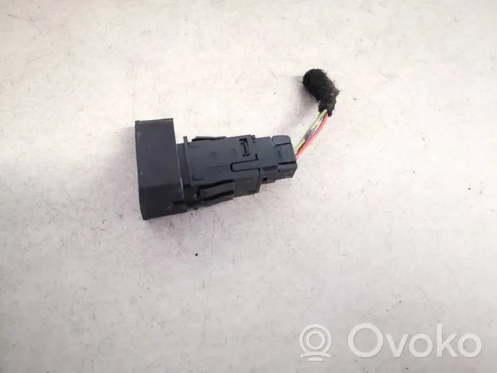 Citroen C5 Botón interruptor de luz de peligro 96594789kr