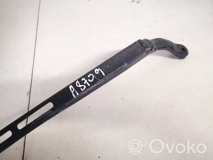 Peugeot 307 Front wiper blade arm 9650104080