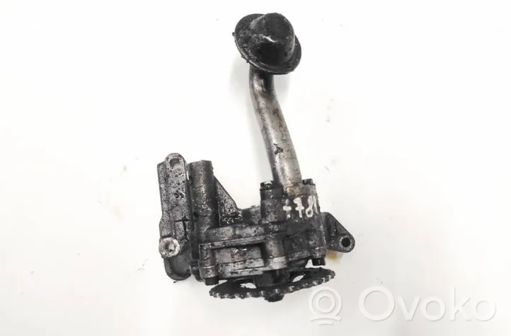 Volkswagen Bora Oil pump 06a115105