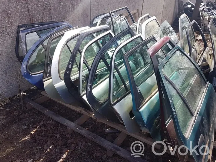 Volkswagen Vento Porte arrière 