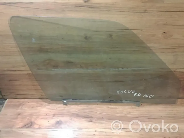 Volvo 960 Front door window glass four-door 