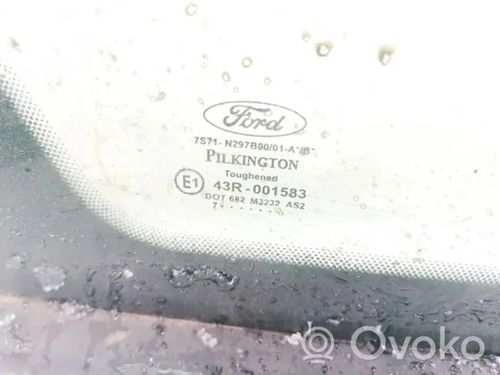 Ford Mondeo MK IV Takasivuikkuna/-lasi 