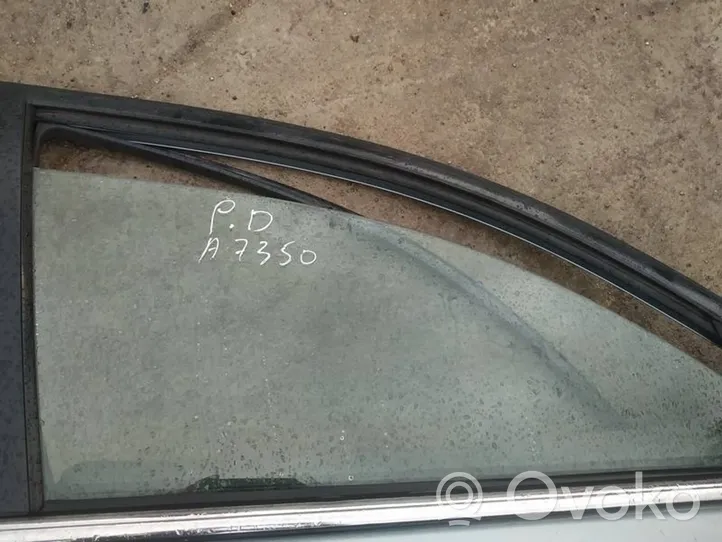 Chrysler Pacifica Front door window glass four-door 