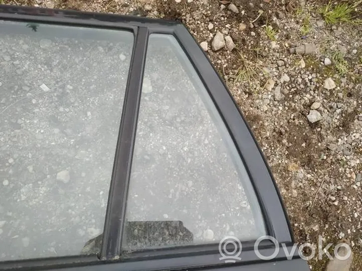 Toyota Corolla E120 E130 Fenêtre latérale vitre arrière 