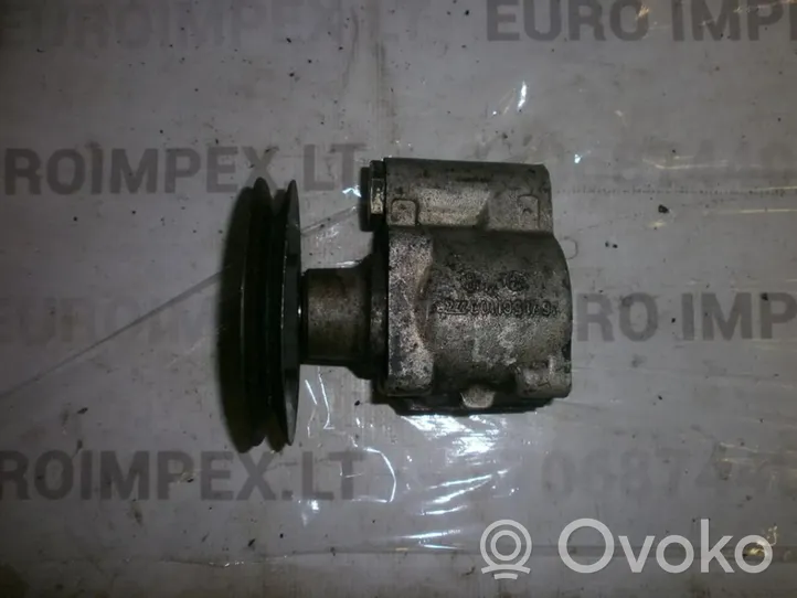 Audi 80 90 B3 Ohjaustehostimen pumppu 7671955140