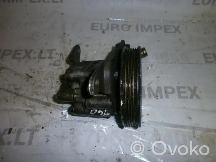 Mitsubishi Colt Power steering pump 