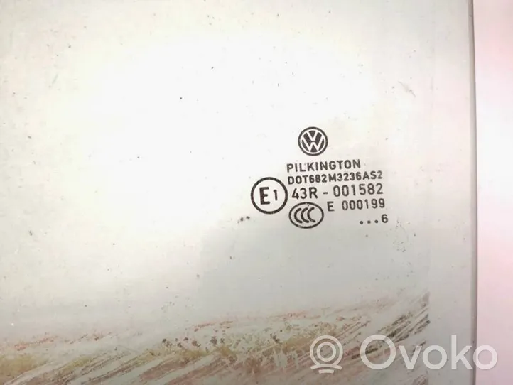 Volkswagen Touran I Szyba drzwi przednich 