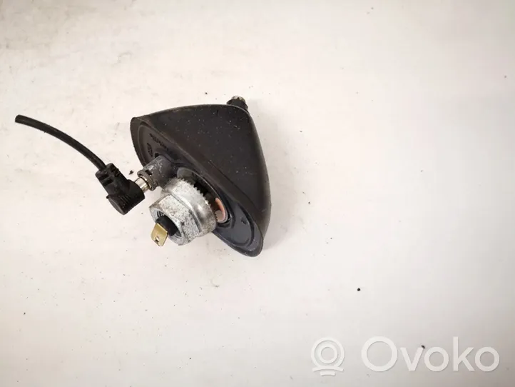 Hyundai i30 Antena GPS v300521e