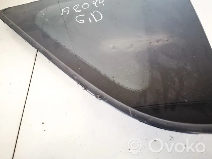Toyota RAV 4 (XA30) Rear side window/glass 