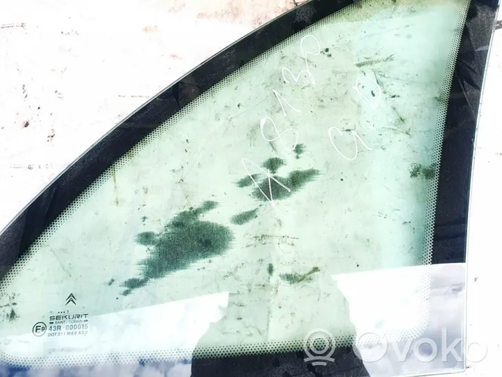 Citroen Xsara Picasso Заднее боковое стекло кузова 