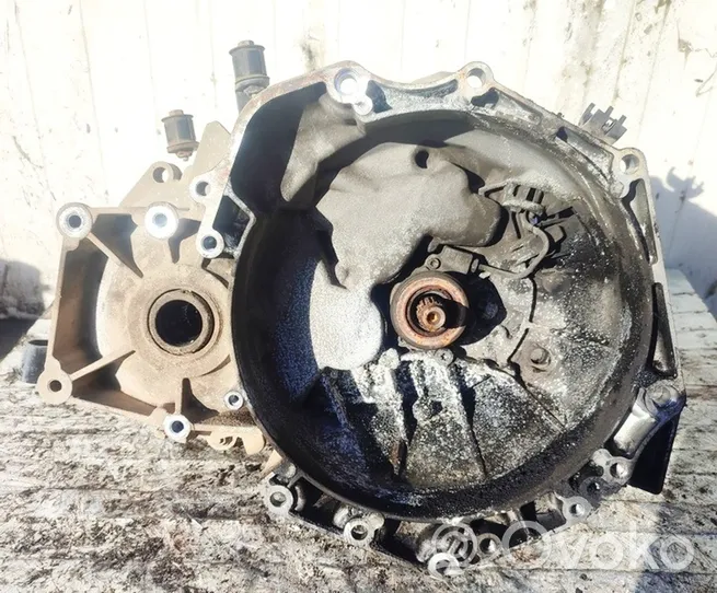 Opel Vectra C Manual 5 speed gearbox GU13101871