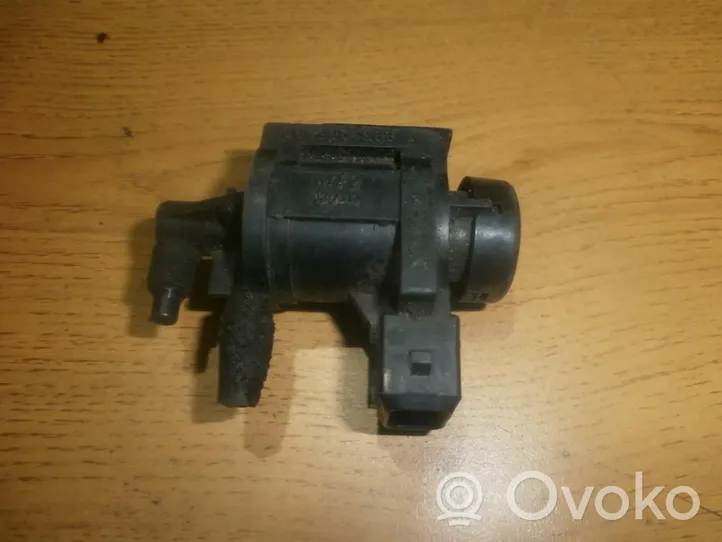 Volkswagen PASSAT B5.5 Turbolader Druckwandler Magnetventil 1j0906283a