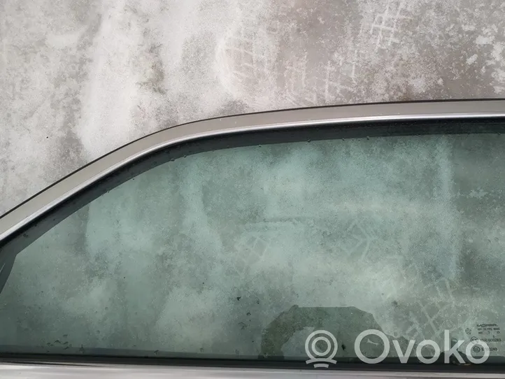 Chrysler 300 - 300C Vetro del finestrino della portiera anteriore - quattro porte 