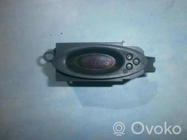 Hyundai Coupe Monitori/näyttö/pieni näyttö 9451027900