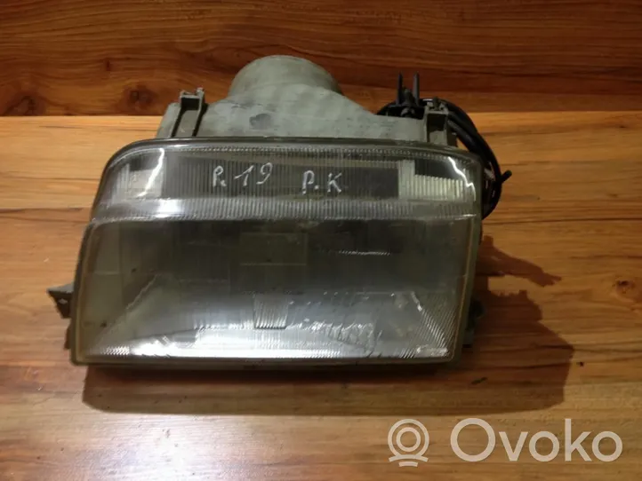 Renault 19 Lampa przednia 7700786603