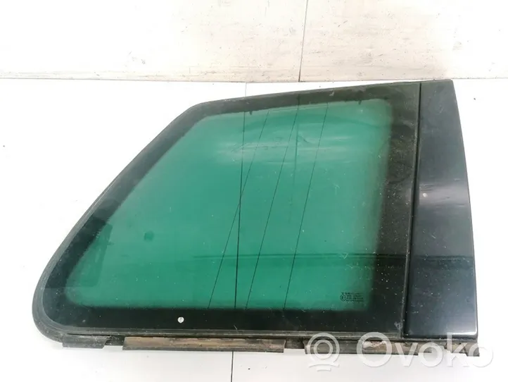 Volkswagen Touareg I Rear side window/glass 7L6845298