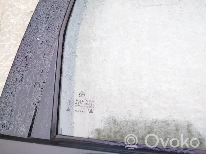 Volkswagen PASSAT B5 Vetro del finestrino della portiera posteriore 