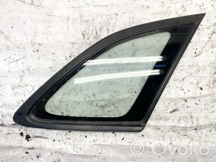 Mazda 323 F Rear side window/glass 