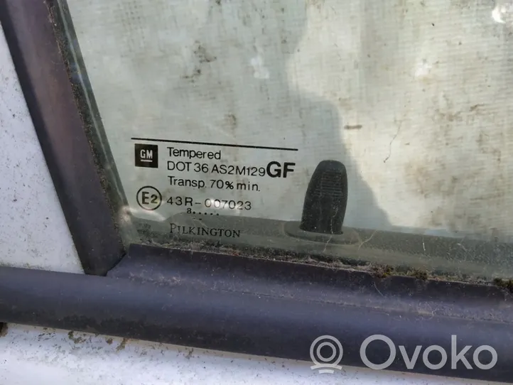 Opel Astra G Etuoven ikkunalasi, neliovinen malli 