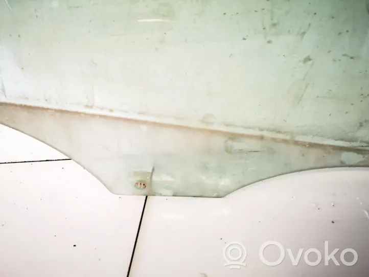 Mazda 6 aizmugurējo durvju stikls 