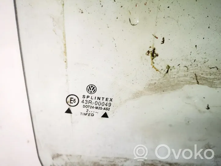 Volkswagen PASSAT B3 Szyba drzwi tylnych 