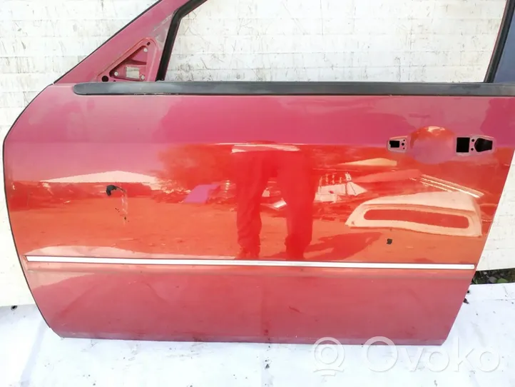 Dodge Magnum Drzwi przednie raudonos