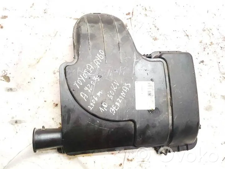 Toyota Aygo AB10 Oro filtro dėžė bp1140501800