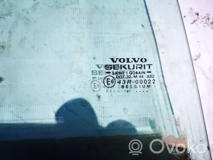Volvo S40, V40 Vitre de fenêtre porte arrière 