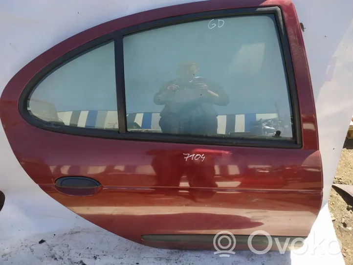 Renault Megane I Porte arrière raudonos