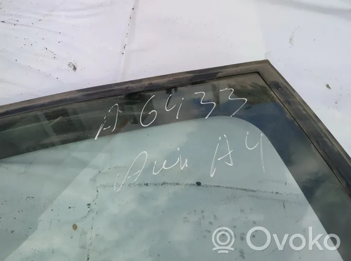 Audi A4 S4 B5 8D Fenster Scheibe Tür hinten 