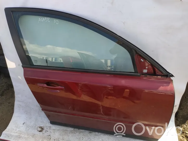 Volvo V50 Drzwi przednie raudonos