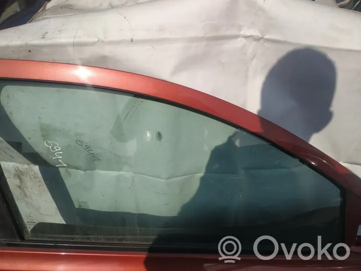 Nissan Qashqai Pagrindinis priekinių durų stiklas (keturdurio) 