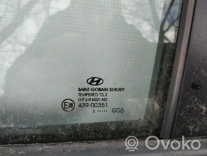 Hyundai i30 Szyba drzwi tylnych 