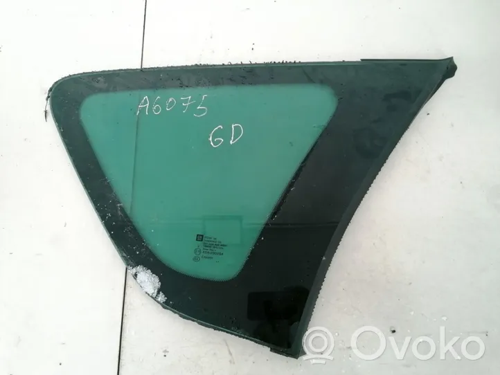 Opel Meriva B Rear side window/glass 43r000264