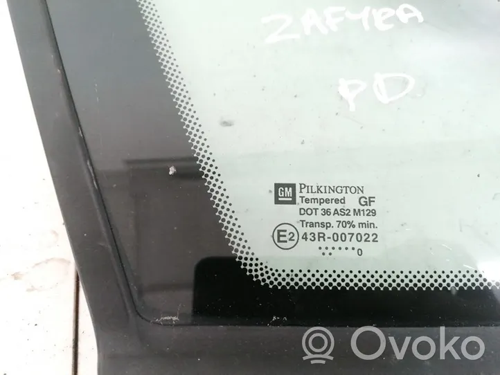 Opel Zafira A Szyba przednia karoseryjna trójkątna 