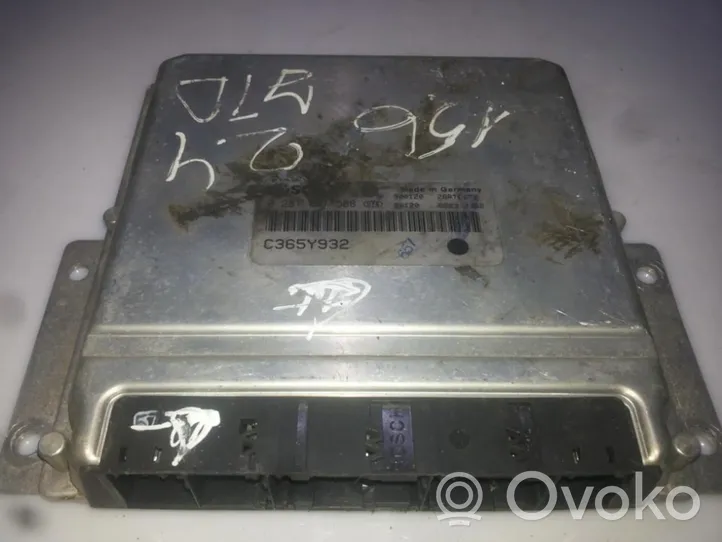 Alfa Romeo 156 Sterownik / Moduł ECU 0281001588