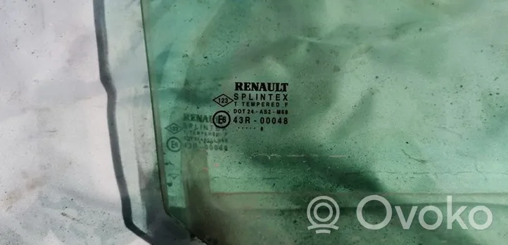 Renault Scenic I aizmugurējo durvju stikls 
