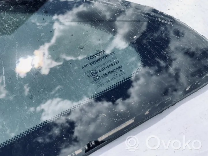 Toyota Avensis T270 Rear side window/glass 