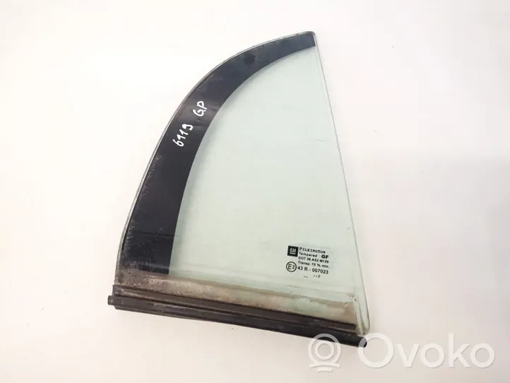 Opel Vectra C Rear vent window glass 