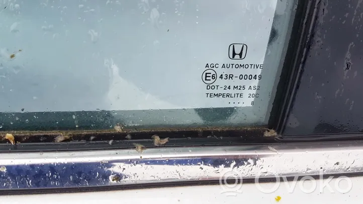 Honda CR-V Rear door window glass 